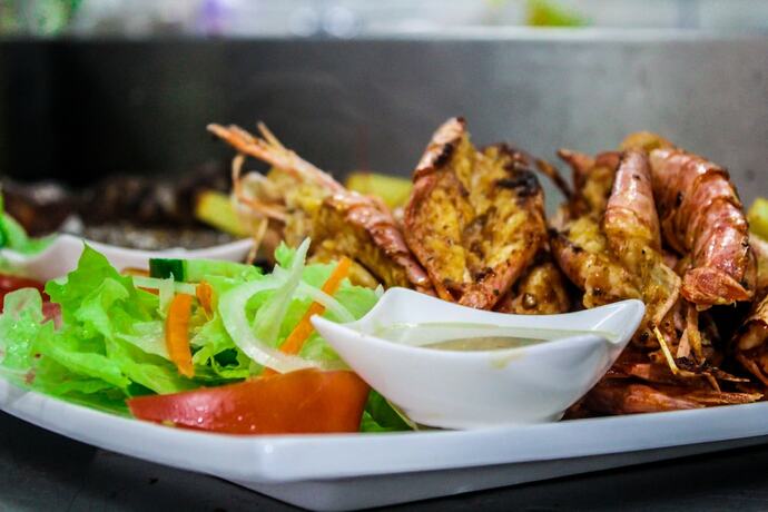 Imagen del bar/restaurante del Hotel Sibebe Resort. Foto 14