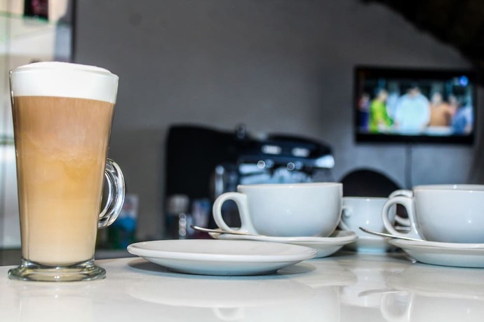 Imagen del bar/restaurante del Hotel Sibebe Resort. Foto 16