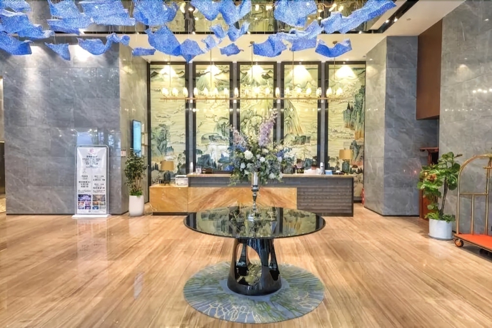 Imagen de los interiores del Hotel Sibeisi International. Foto 16