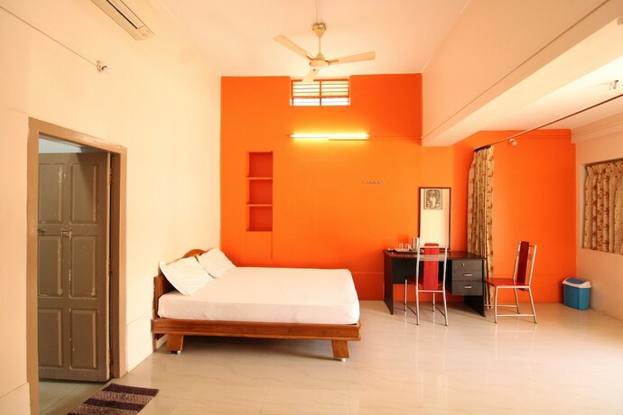 Imagen de la habitación del Hotel Sibi Lodge. Foto 19