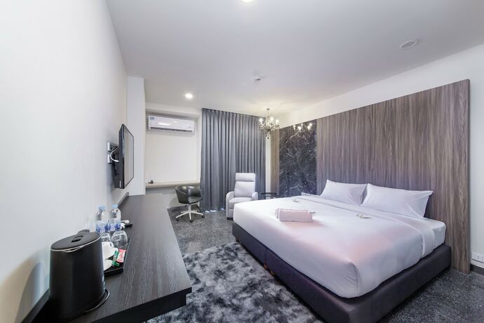 Imagen de la habitación del Hotel Sibtishotel. Foto 14