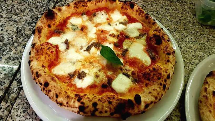 Imagen del bar/restaurante del Hotel Sica. Foto 8