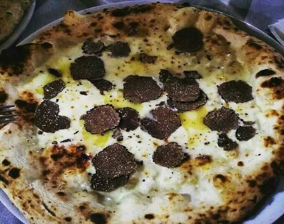 Imagen del bar/restaurante del Hotel Sica. Foto 15