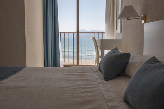 Imagen de la habitación del Hotel Sicania. Foto 3