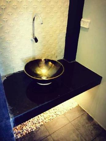 Imagen de la habitación del Hotel Sichon Cabana Beach Resort. Foto 9