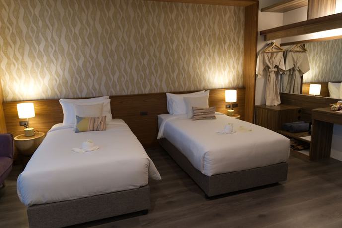 Imagen de la habitación del Hotel Sichon Tesoro. Foto 15