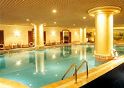 Imagen de la piscina del Hotel Sichuan. Foto 15