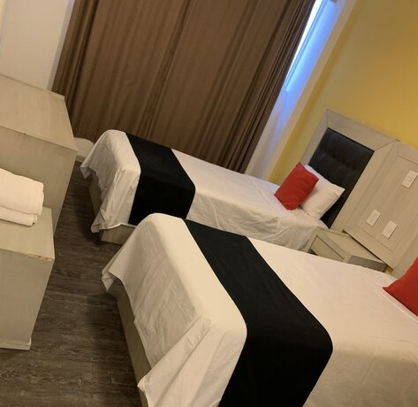 Imagen de la habitación del Hotel Sicilia Italia. Foto 19