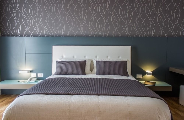 Imagen de la habitación del Hotel Sicilia Spa. Foto 5