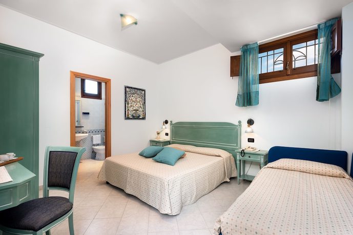 Imagen de la habitación del Hotel Sicilya. Foto 3