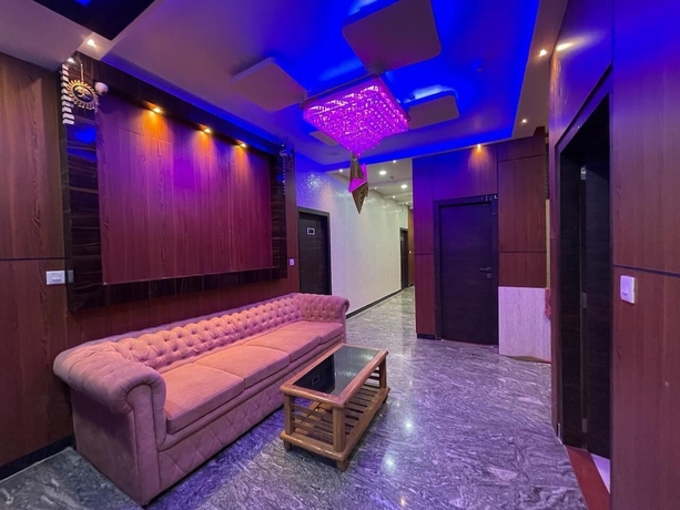 Imagen de la habitación del Hotel Siddhant Palace. Foto 5