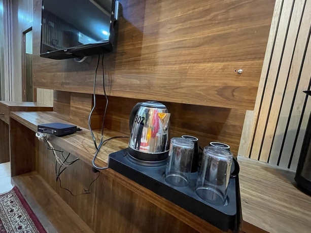 Imagen de la habitación del Hotel Siddhant Palace. Foto 6