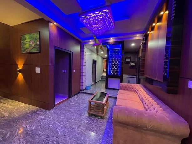 Imagen de la habitación del Hotel Siddhant Palace. Foto 10