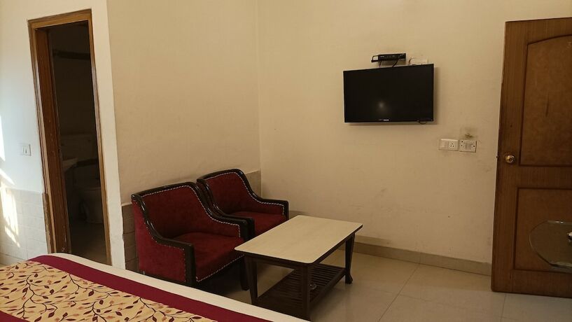 Imagen general del Hotel Siddharth Paradise. Foto 8