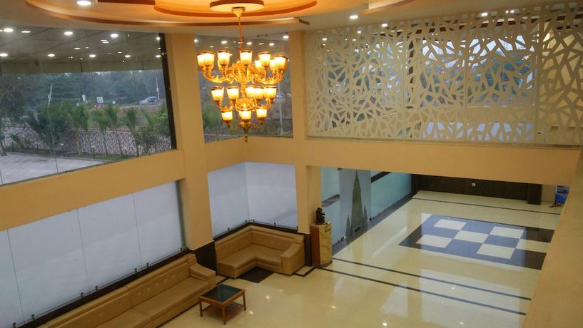 Imagen de los interiores del Hotel Siddhartha International. Foto 16