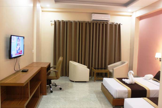 Imagen de la habitación del Hotel Siddhartha International. Foto 10