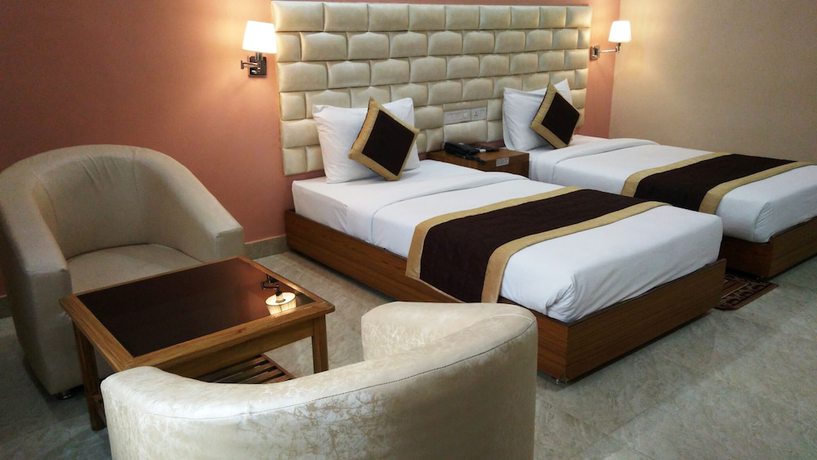 Imagen de la habitación del Hotel Siddhartha International. Foto 14