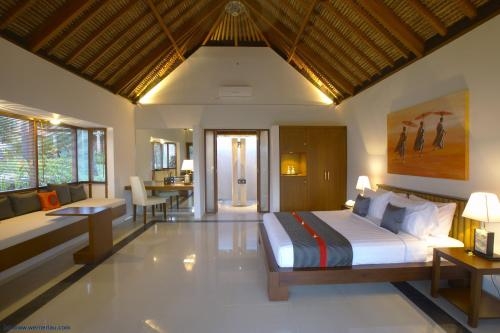 Imagen de la habitación del Hotel Siddhartha Ocean Front Resort & Spa. Foto 7