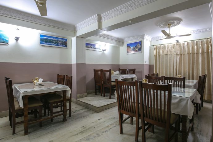 Imagen del bar/restaurante del Hotel Siddhartha Sundhara. Foto 2