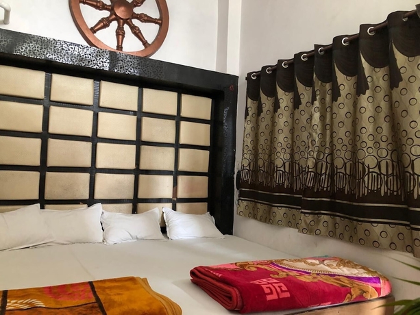 Imagen de la habitación del Hotel Siddhartha, Ujjain. Foto 5