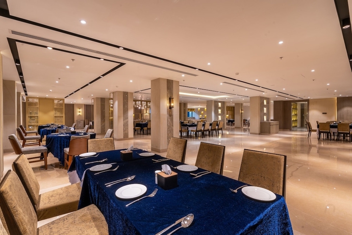 Imagen del bar/restaurante del Hotel Siddhartha Vilasa. Foto 6