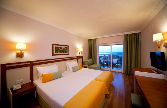 Imagen de la habitación del Hotel Side Bella Luna. Foto 11