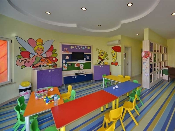 Imagen general del Hotel Side Crown Palace. Foto 13