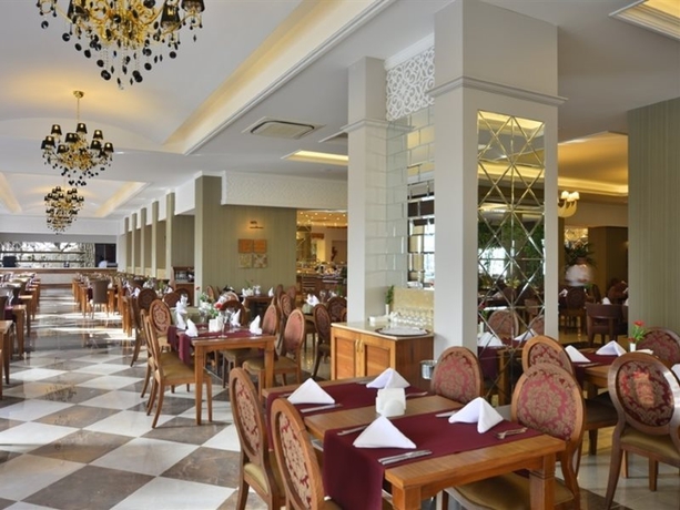 Imagen general del Hotel Side Crown Serenity. Foto 16