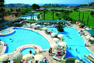 Imagen de la piscina del Hotel Side Mare Aqua. Foto 8