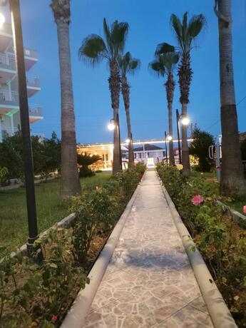 Imagen general del Hotel Side &Ouml;zg&uuml;rhan Otel. Foto 46