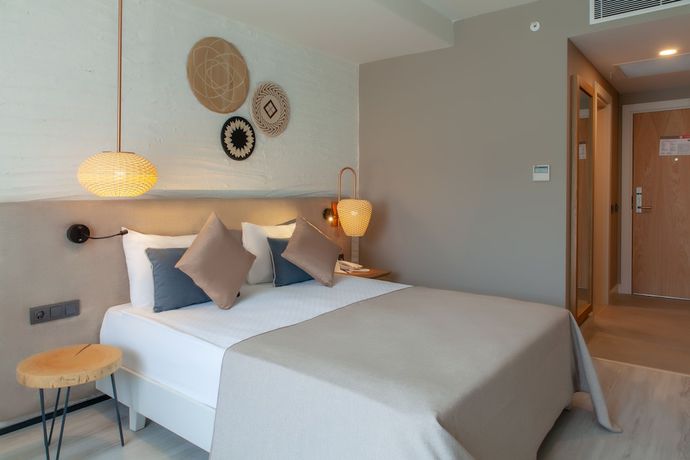 Imagen de la habitación del Hotel Side Royal Style. Foto 6