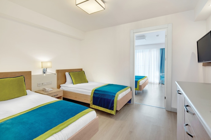 Imagen de la habitación del Hotel Side Su. Foto 7