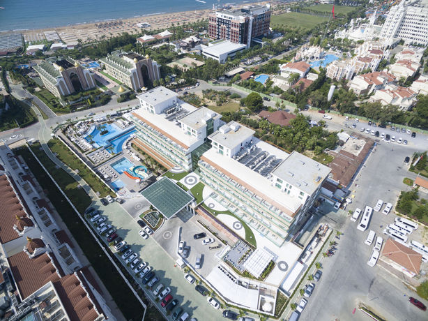 Imagen general del Hotel Side Sunport and Spa - All Inclusive. Foto 4