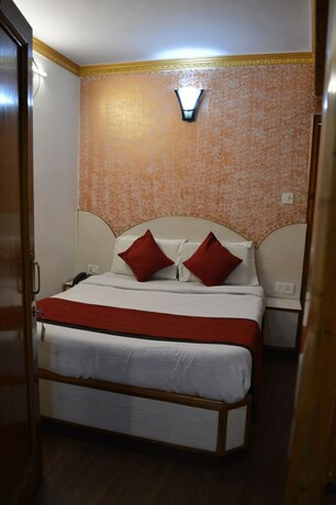 Imagen de la habitación del Hotel Sidharath. Foto 16