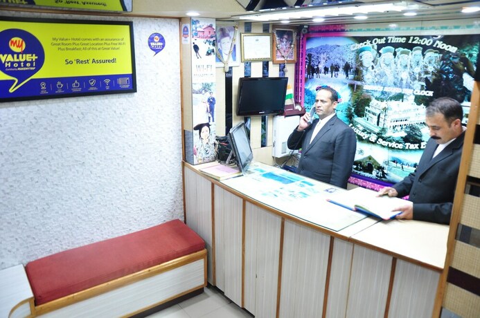 Imagen de los interiores del Hotel Sidharath. Foto 35
