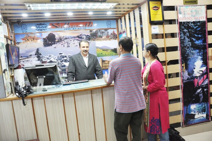 Imagen de los interiores del Hotel Sidharath. Foto 36