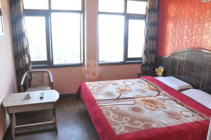 Imagen general del Hotel Sidharth Regency. Foto 9