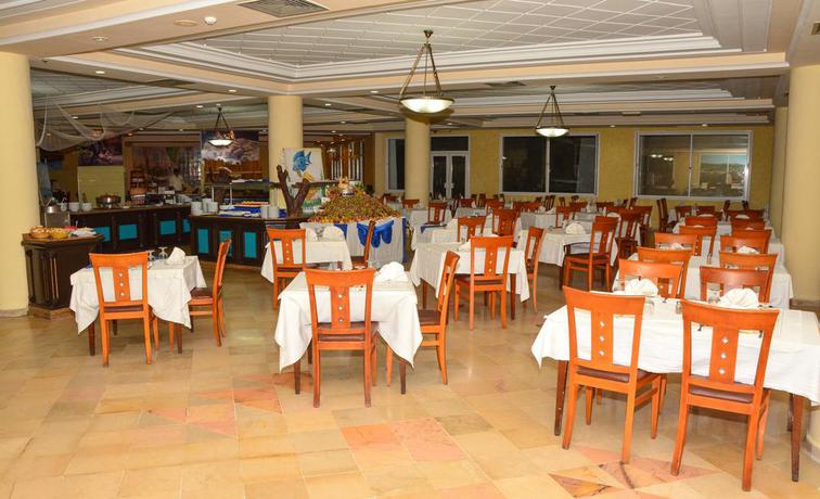 Imagen del bar/restaurante del Hotel Sidi Mansour Resort and Spa. Foto 2