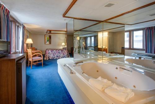 Imagen general del Hotel Sidney James Mountain Lodge, Gatlinburg. Foto 3