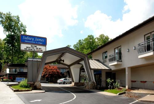 Imagen general del Hotel Sidney James Mountain Lodge, Gatlinburg. Foto 5
