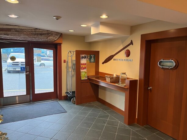 Imagen general del Hotel Sidney Waterfront Inn and Suites. Foto 5