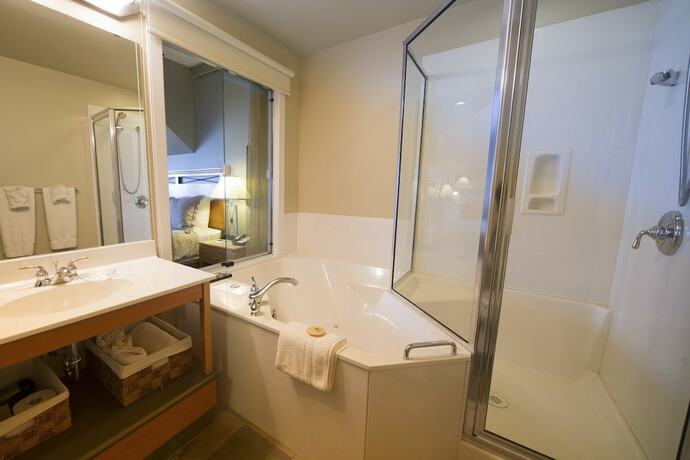 Imagen general del Hotel Sidney Waterfront Inn and Suites. Foto 6