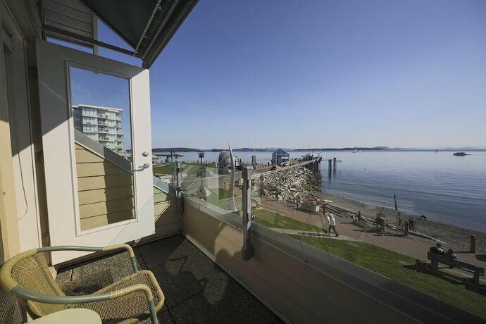 Imagen de la habitación del Hotel Sidney Waterfront Inn and Suites. Foto 11