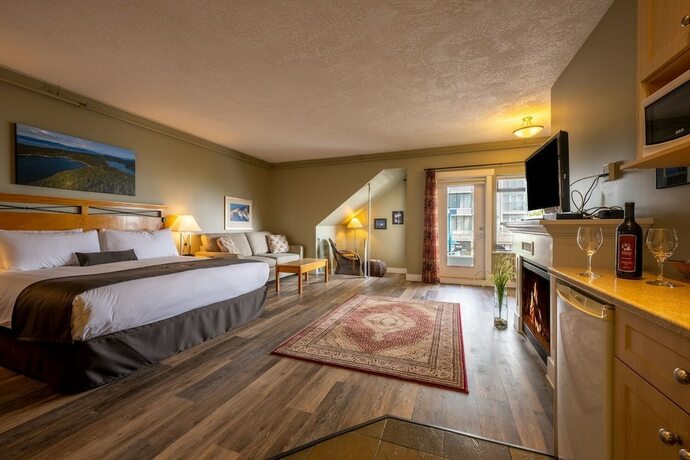 Imagen de la habitación del Hotel Sidney Waterfront Inn and Suites. Foto 19