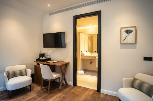 Imagen de la habitación del Hotel Sidonia. Foto 15