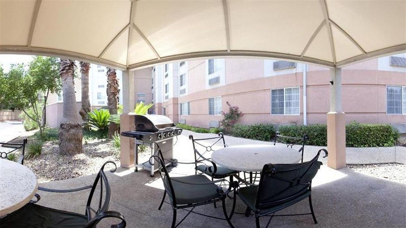 Imagen de los exteriores del Hotel Siegel Select San Antonio. Foto 8