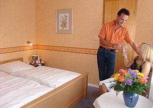 Imagen de la habitación del Hotel Siegfried. Foto 3