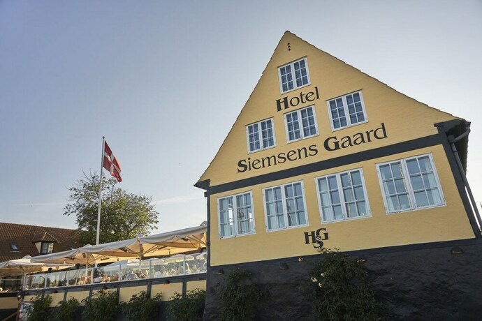 Imagen de los exteriores del Hotel Siemsens Gaard. Foto 32