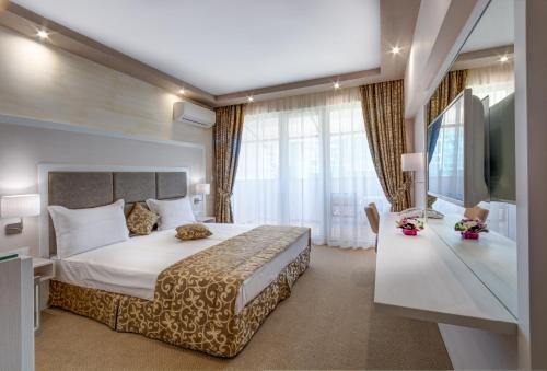 Imagen de la habitación del Hotel Siena Palace. Foto 7