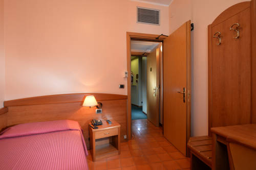 Imagen general del Hotel Siena, Verona. Foto 1